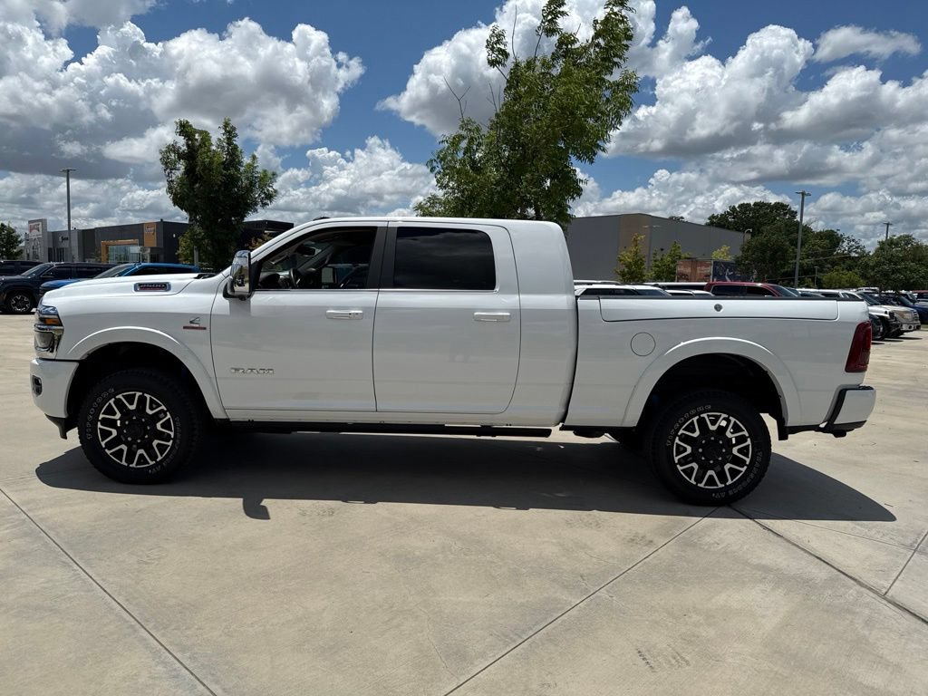 Used 2025 RAM 2500 Limited AWD/4WD image 6