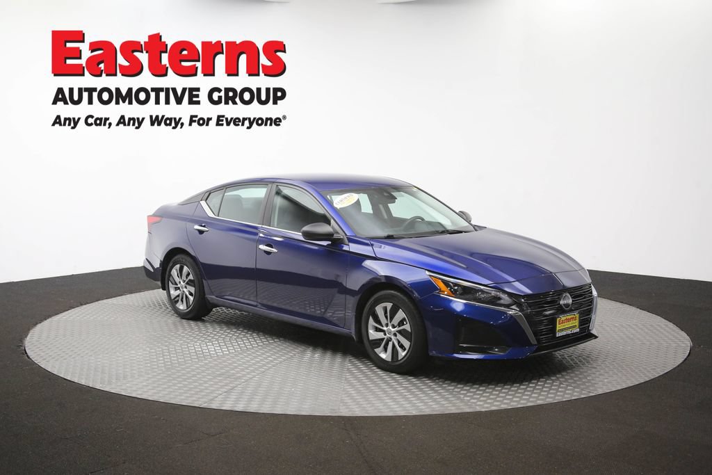 Used 2024 Nissan Altima 2.5 S FWD image 47