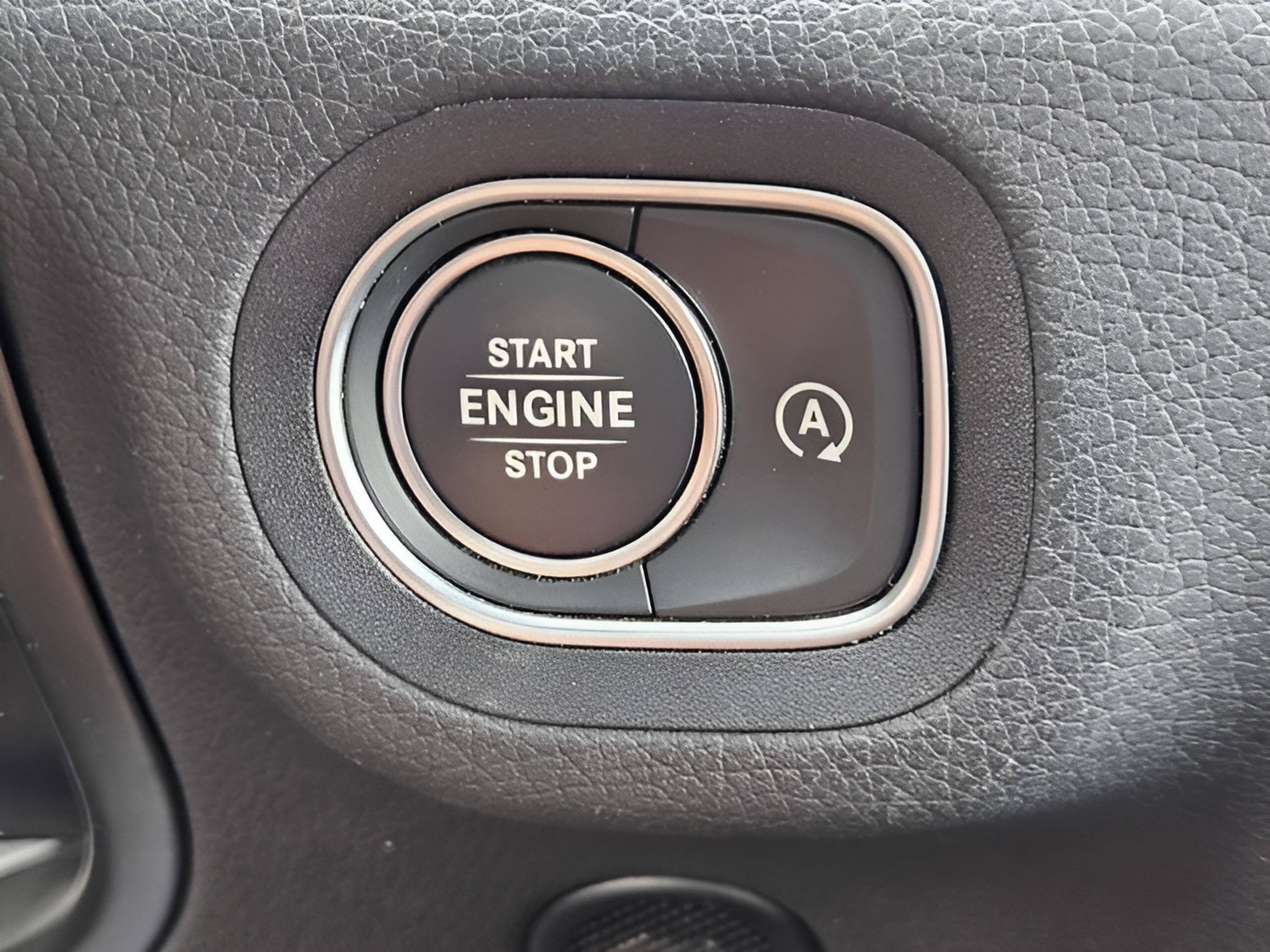 Used 2022 Mercedes-Benz GLE 350 4MATIC image 9