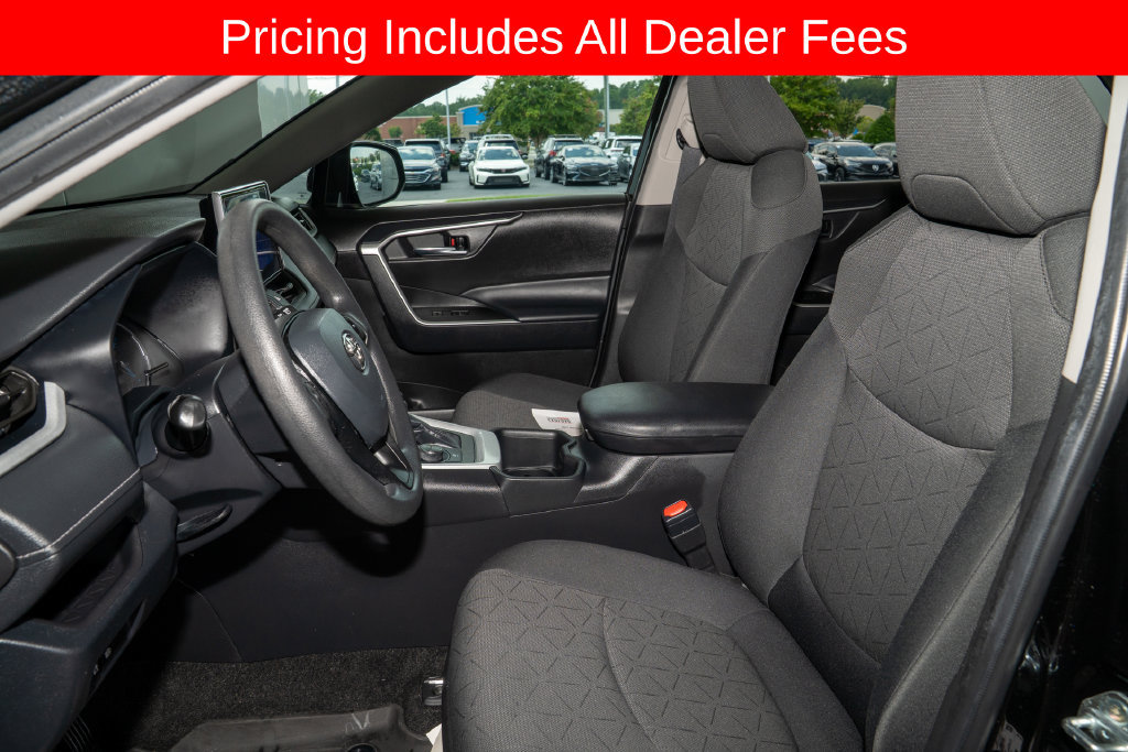 Used 2024 Toyota RAV4 AWD Hybrid image 10