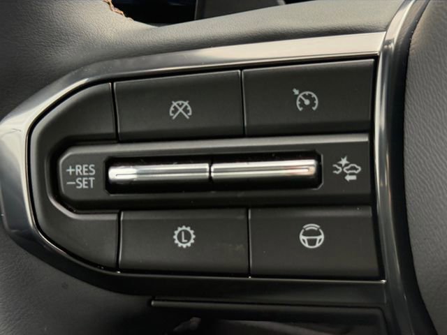 Used 2026 GMC Yukon XL AT4 w/ AT4 Premium Plus Package AWD/4WD image 10