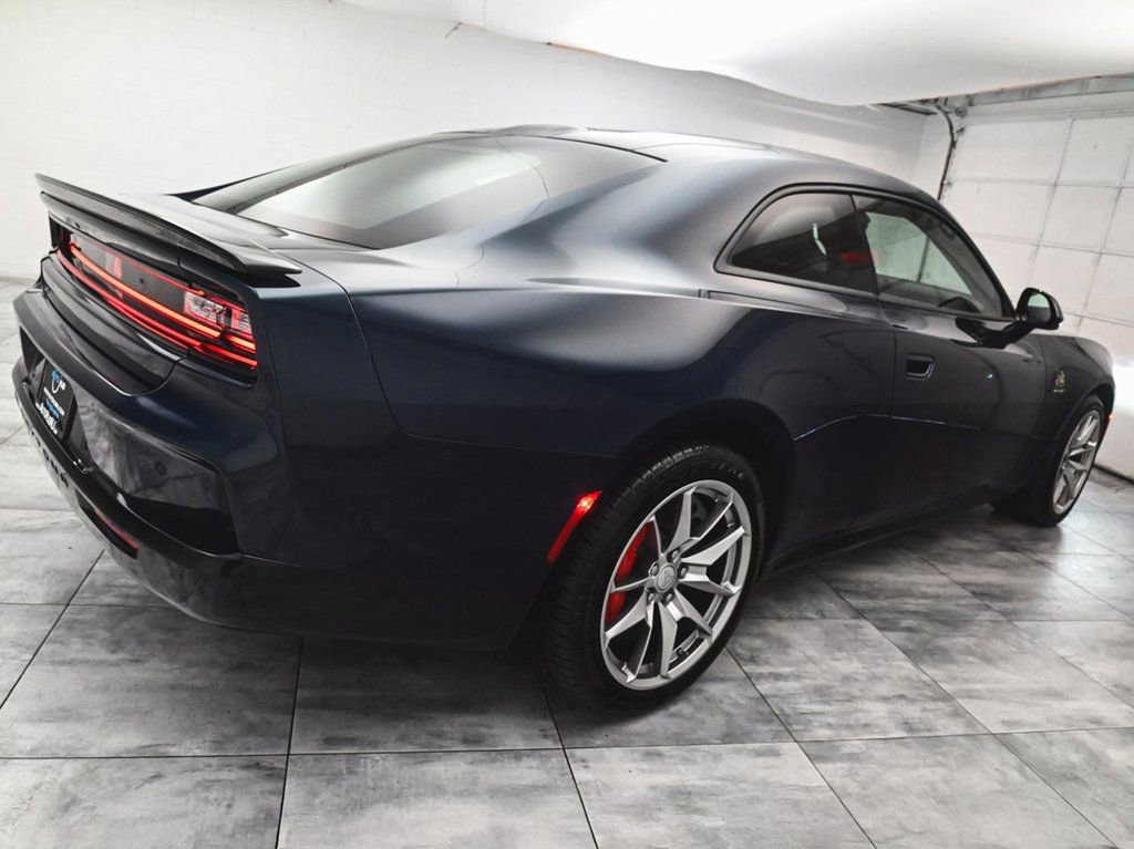 Used 2025 Dodge Charger R/T Scat Pack w/ Track Pack image 6