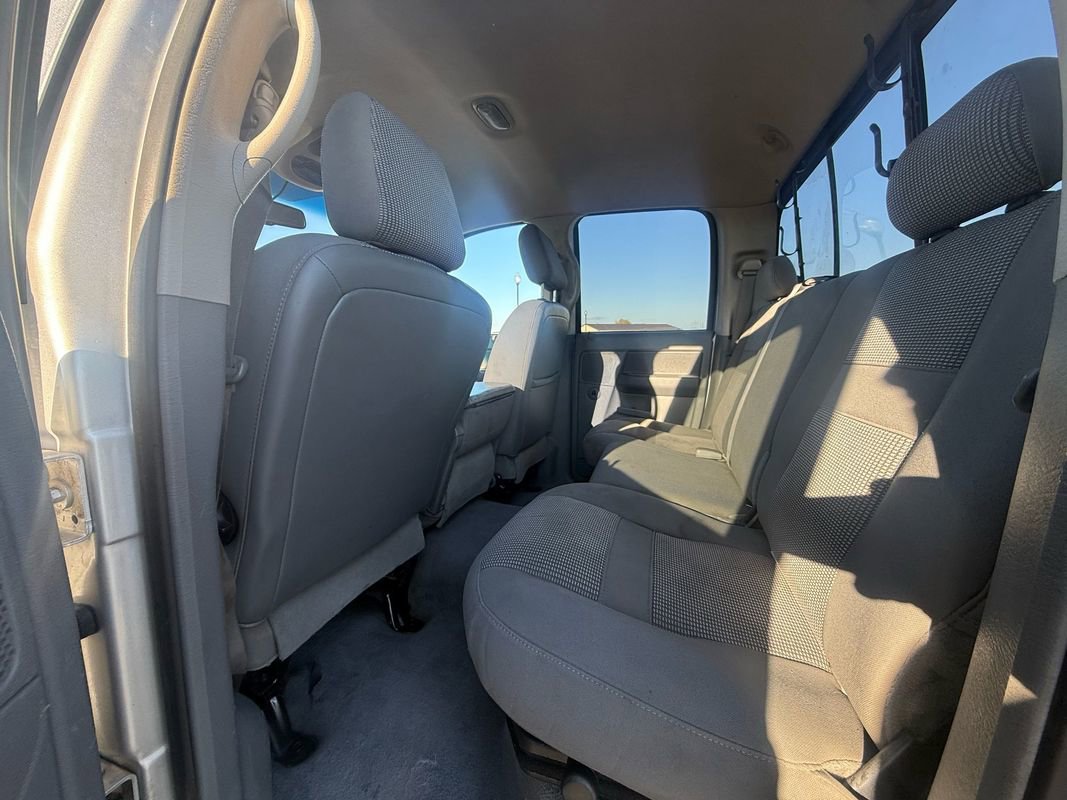 Used 2006 Dodge Ram 3500 Truck SLT image 10
