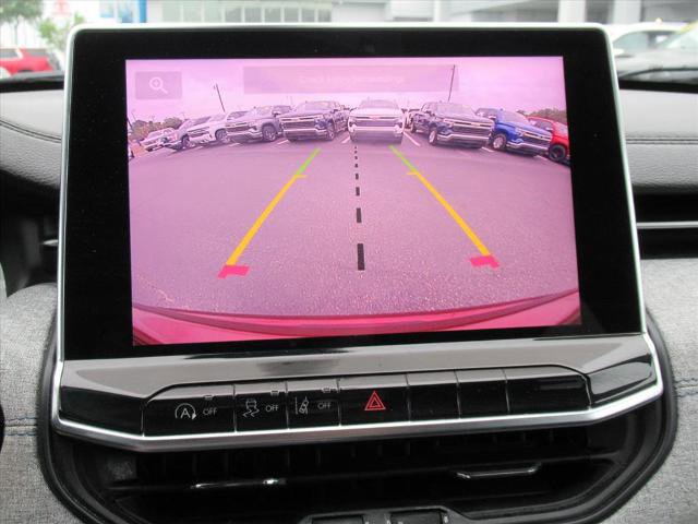 Used 2022 Jeep Compass Latitude w/ Convenience Group FWD image 25