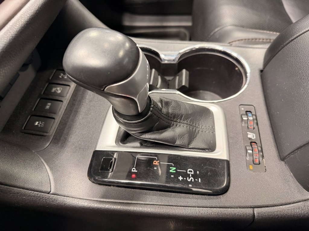 Used 2018 Toyota Highlander Limited Platinum image 33