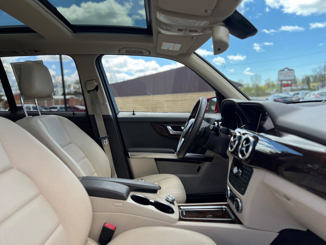 Used 2013 Mercedes-Benz GLK 350 4MATIC image 41