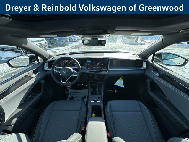 New 2026 Volkswagen Tiguan SE R-Line image 11