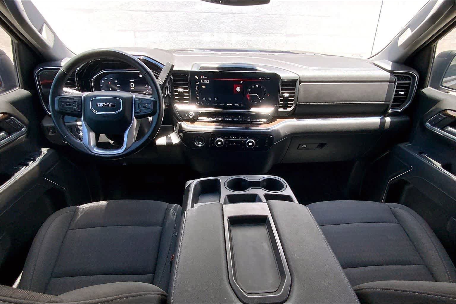 Used 2023 GMC Sierra 1500 Elevation RWD image 11