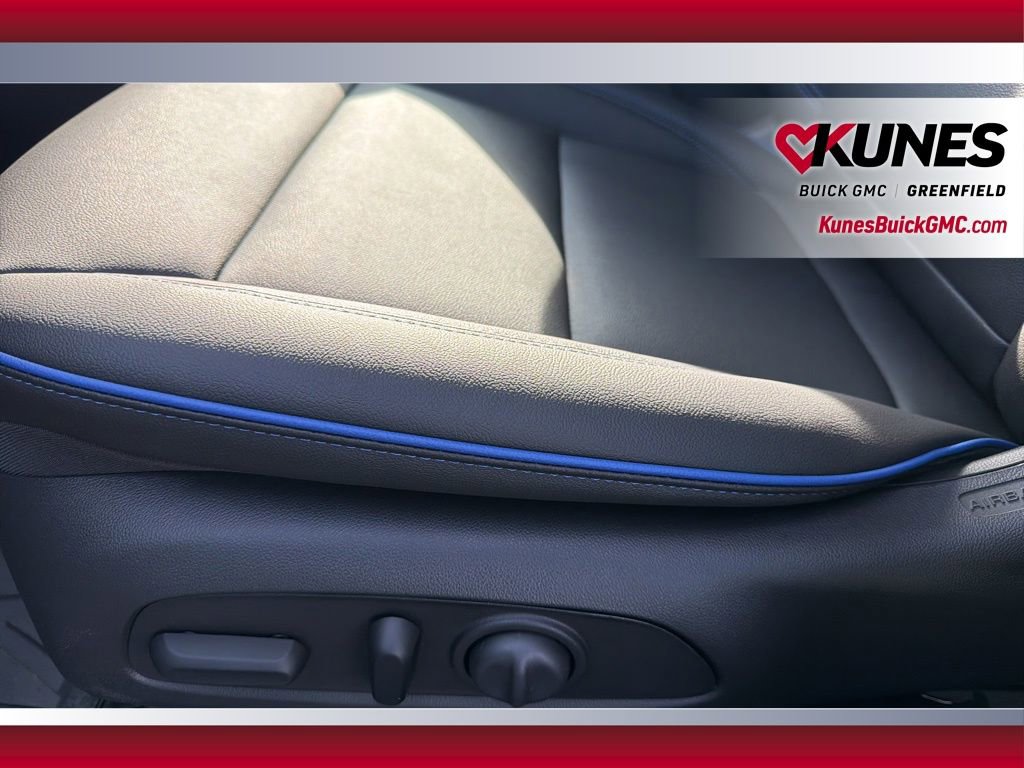 New 2026 Buick Envista Sport Touring image 23