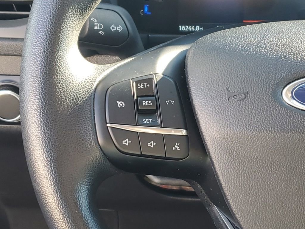 Used 2025 Ford Escape Active image 16