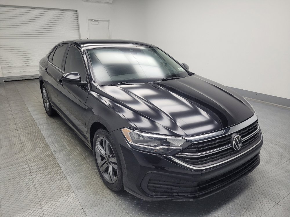 Used 2024 Volkswagen Jetta SE image 13
