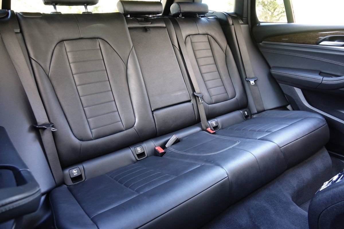 Used 2020 BMW X3 xDrive30i w/ Premium Package image 11