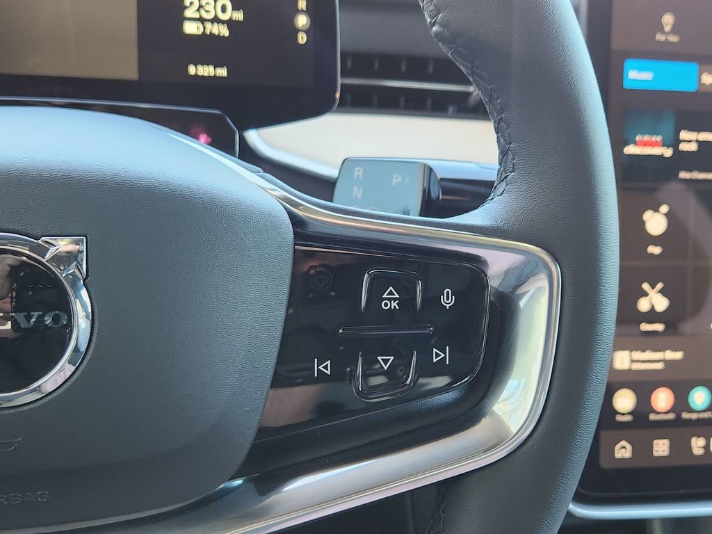 Used 2025 Volvo EX90 Ultra image 16