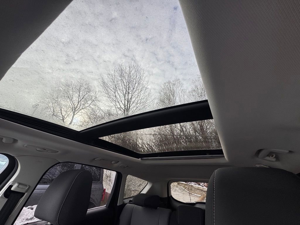 Used 2013 Ford Escape SE w/ Class II Trailer Tow Pkg image 8