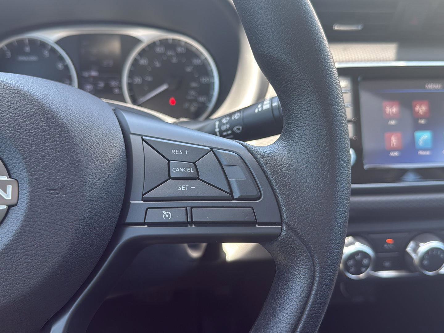 New 2025 Nissan Kicks Play S image 19