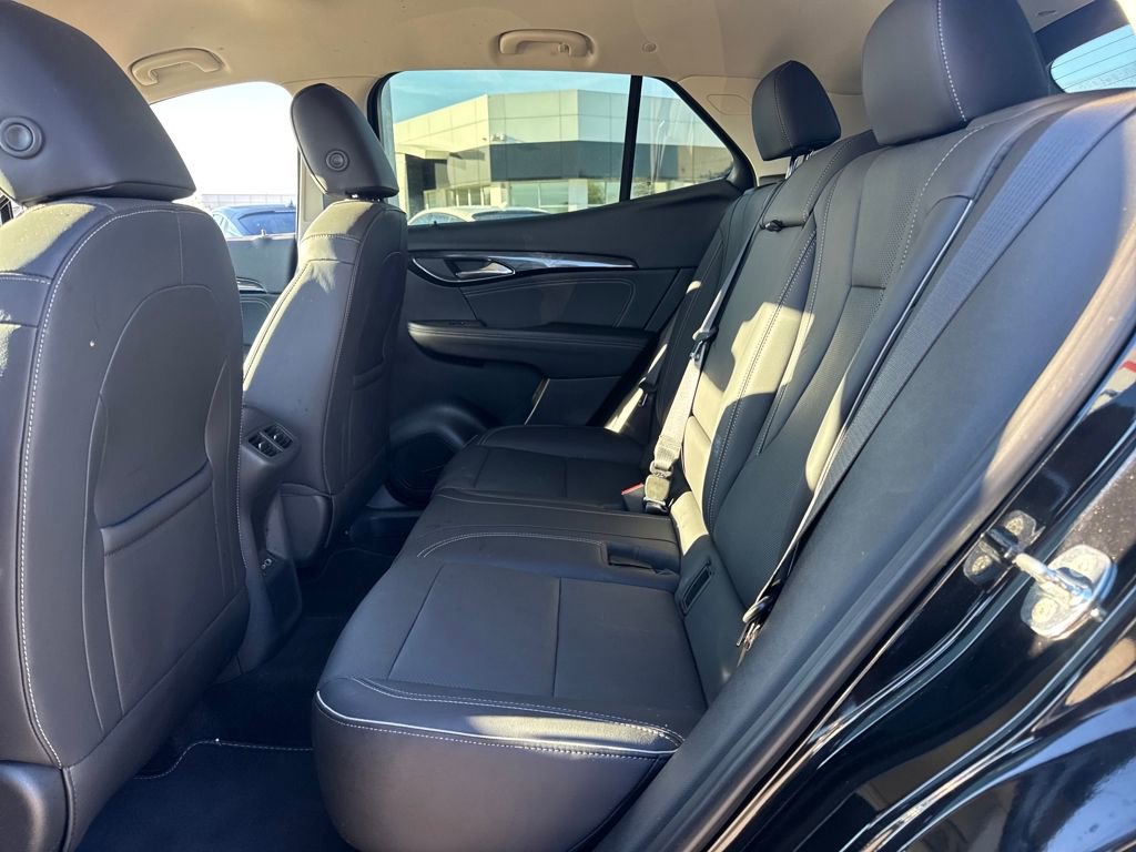 Used 2023 Buick Envision Essence image 12