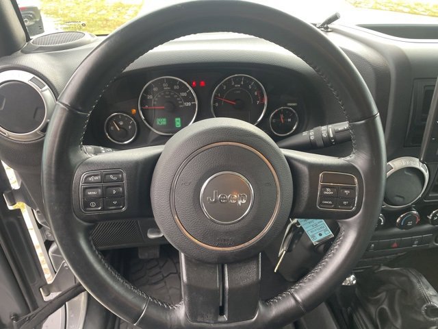 Used 2018 Jeep Wrangler Unlimited Sahara w/ Dual Top Group image 19