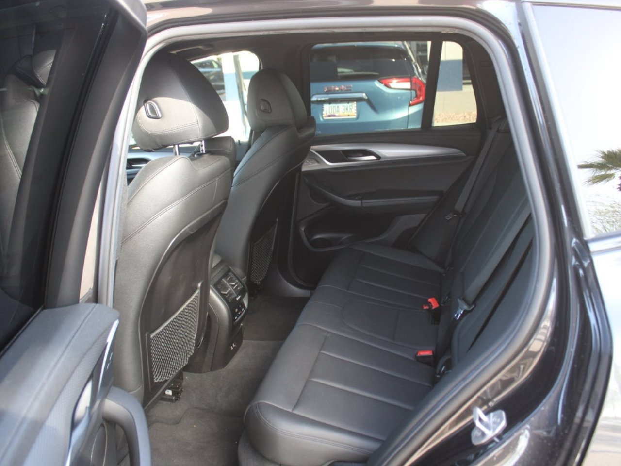 Used 2020 BMW X3 sDrive30i w/ M Sport Package 2 RWD image 17