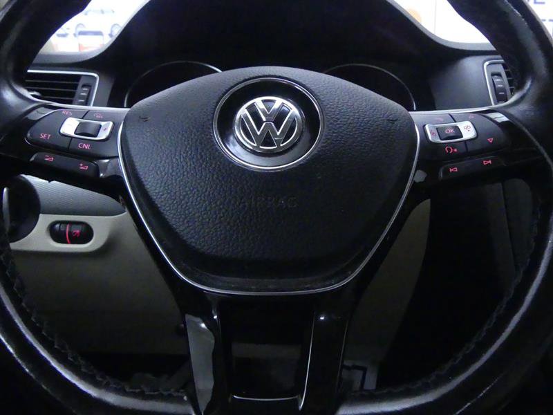 Used 2018 Volkswagen Jetta SE image 16