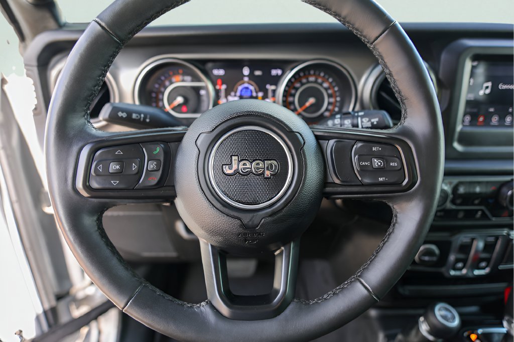 Used 2023 Jeep Wrangler Sport AWD/4WD image 14
