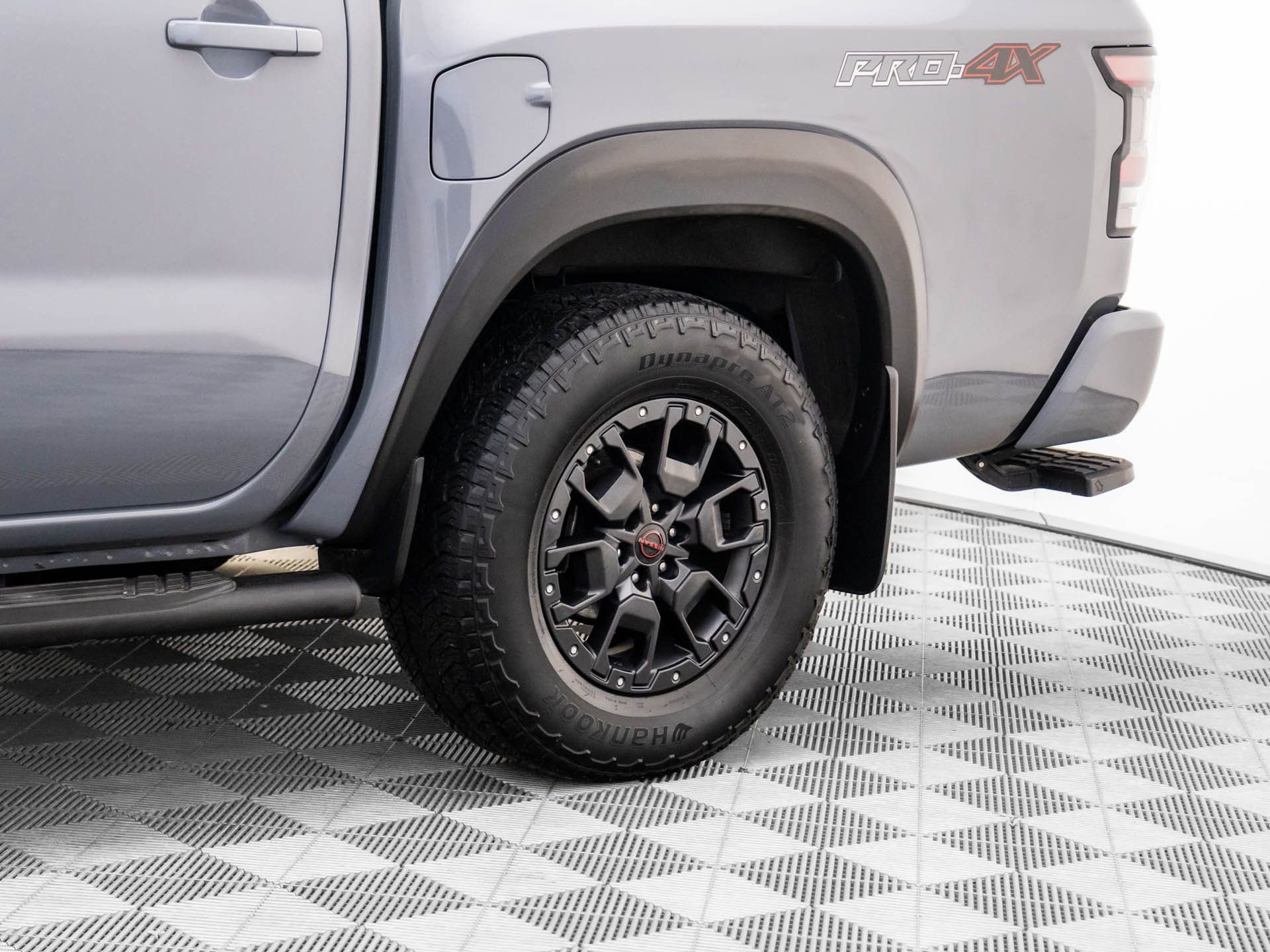 Used 2022 Nissan Frontier PRO-4X w/ Pro-4X Premium Package image 34