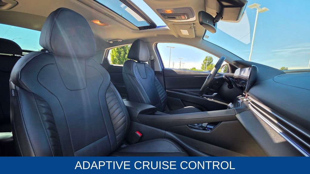 Used 2023 Hyundai Elantra Limited image 14