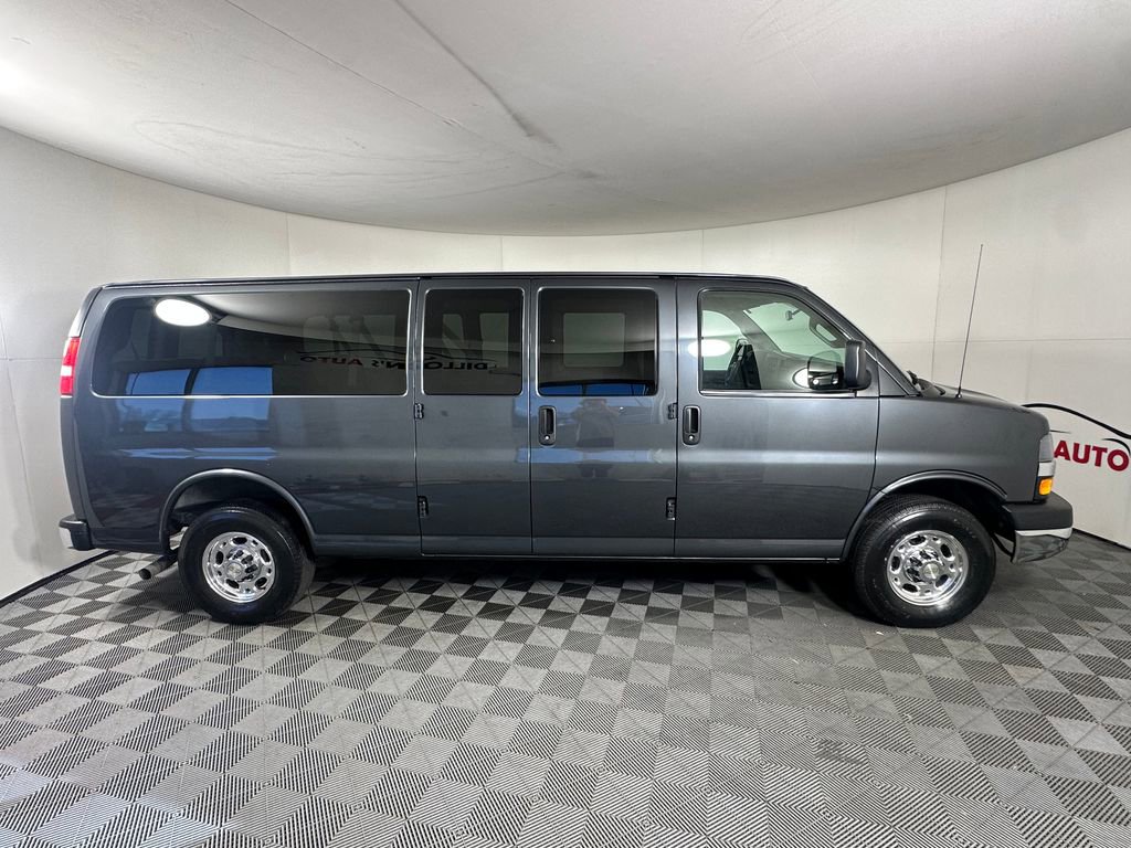 Used 2016 Chevrolet Express 3500 LT w/ LT Preferred Equipment Group image 9