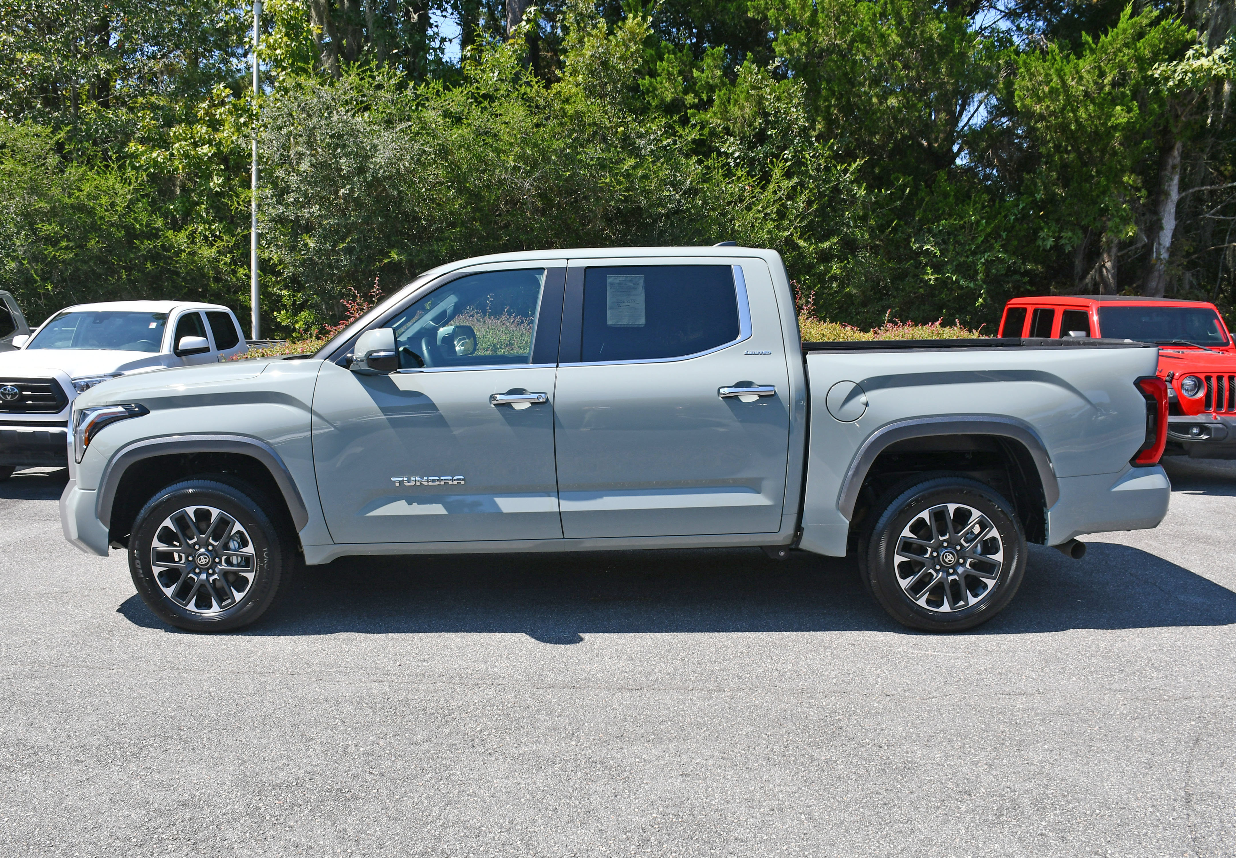 Certified 2026 Toyota Tundra Limited AWD/4WD image 2
