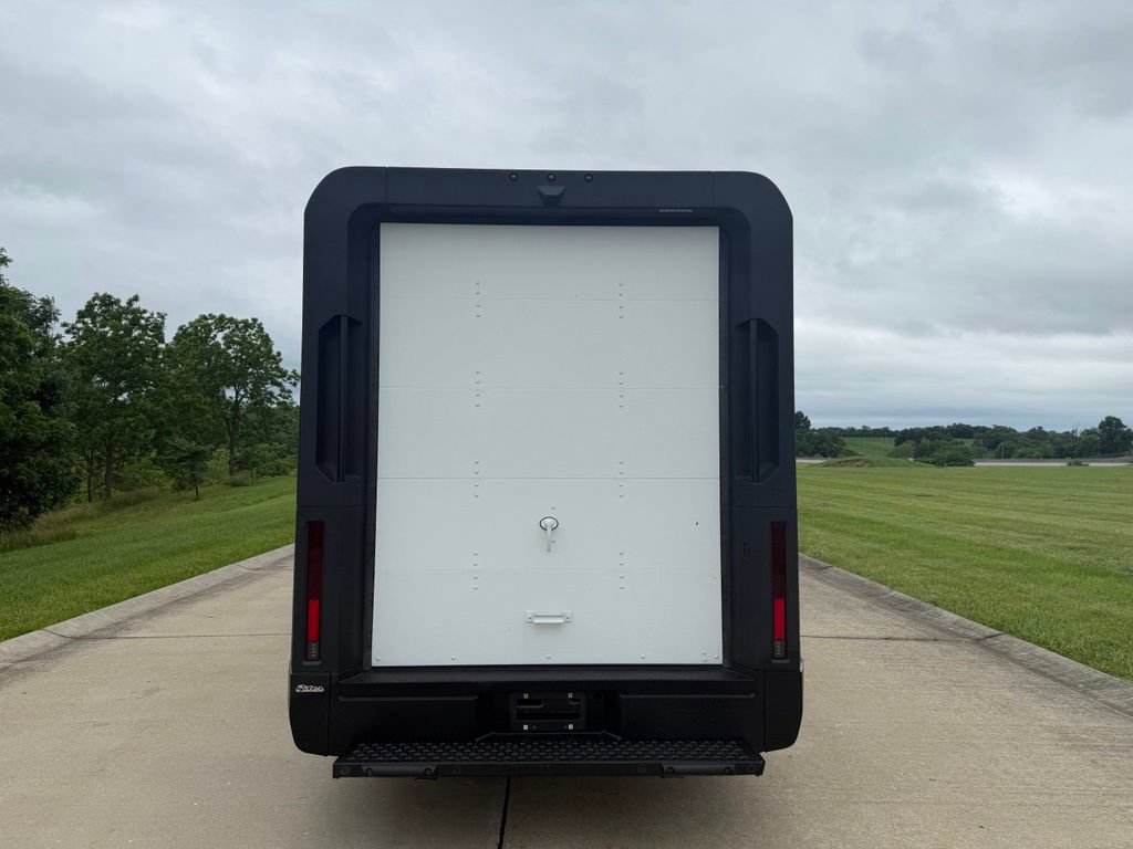 Used 2024 Chevrolet Brightdrop 600 w/ Battery Pack, Max Range AWD/4WD image 2