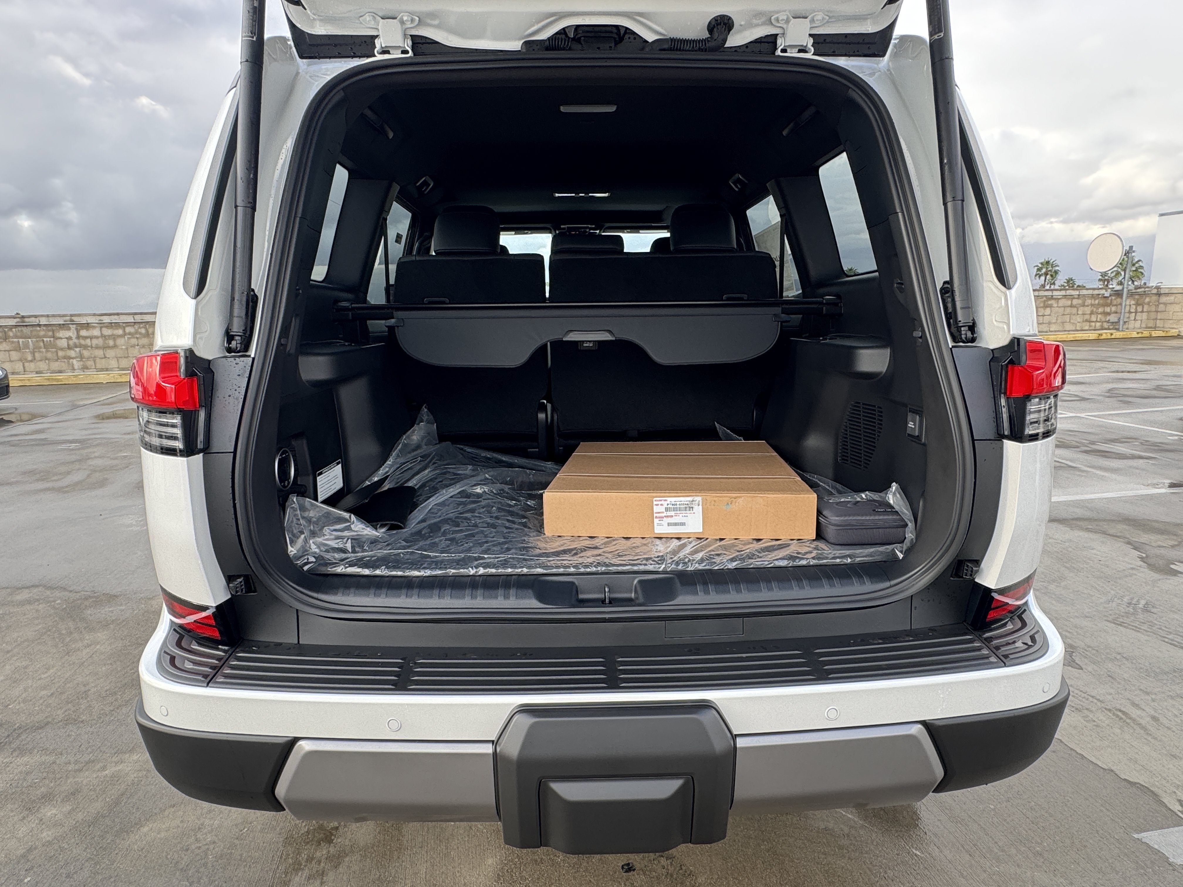 New 2026 Lexus GX 550 AWD/4WD image 15