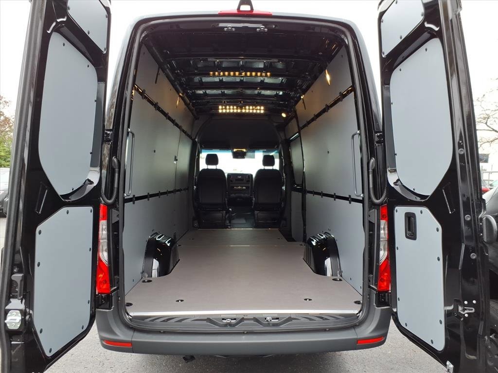 New 2026 Mercedes-Benz Sprinter 2500 image 5