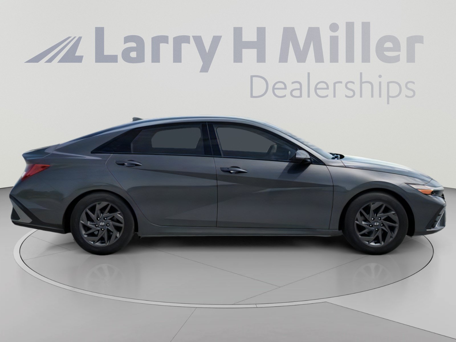 New 2026 Hyundai Elantra Hybrid FWD image 7