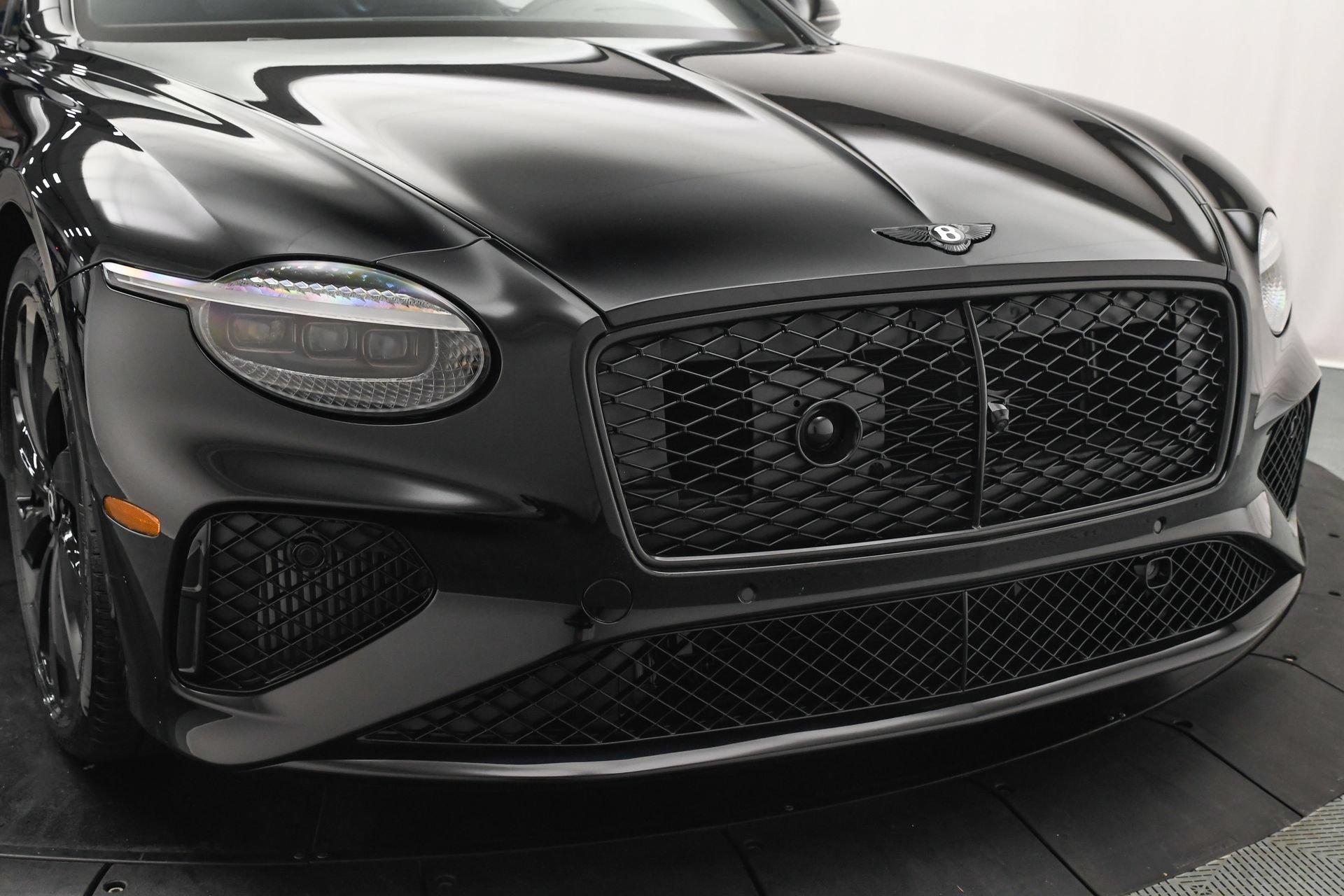 New 2025 Bentley Continental GT AWD/4WD image 32