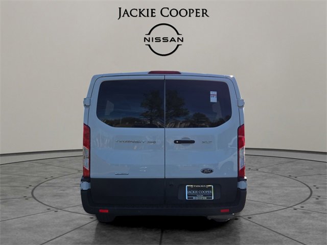 Used 2023 Ford Transit 350 XLT image 4