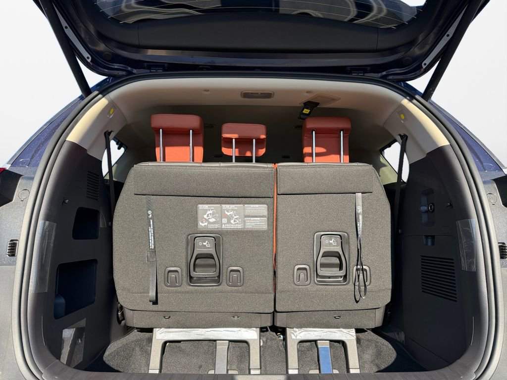 New 2026 Kia Carnival EX image 18