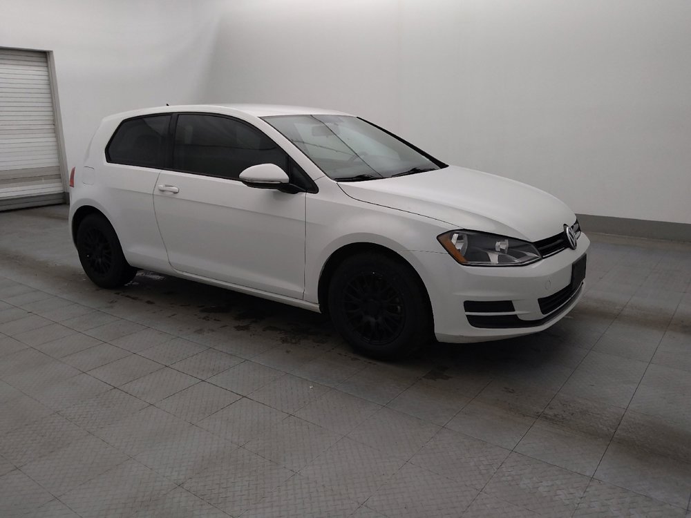 Used 2015 Volkswagen Golf S image 11