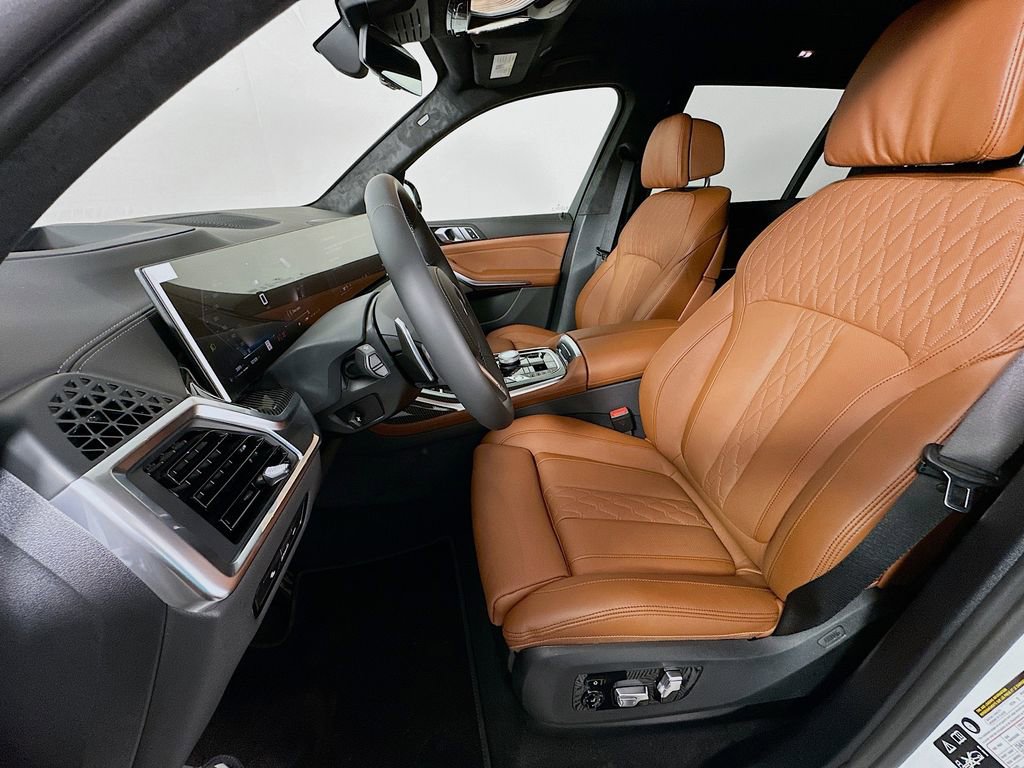 New 2026 BMW X7 M60i image 16