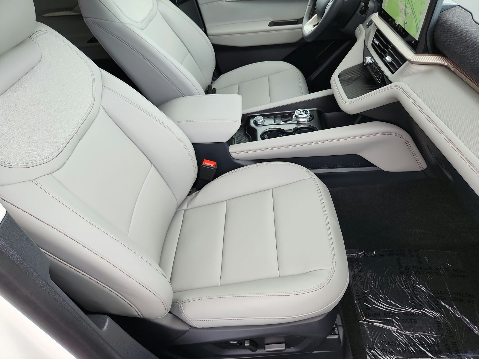 New 2026 Ford Explorer Active w/ Active Comfort Package AWD/4WD image 28