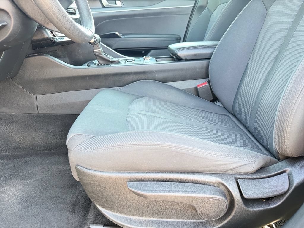Used 2022 Kia K5 LXS FWD image 11