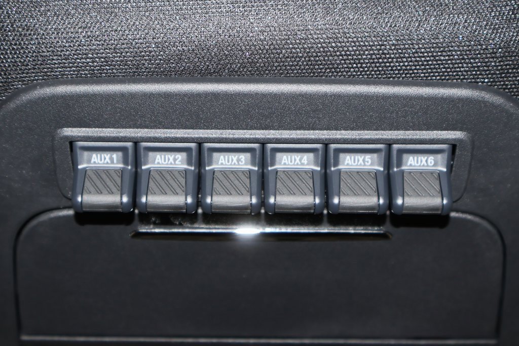 New 2025 Ford F350 Platinum w/ FX4 Off-Road Package image 31