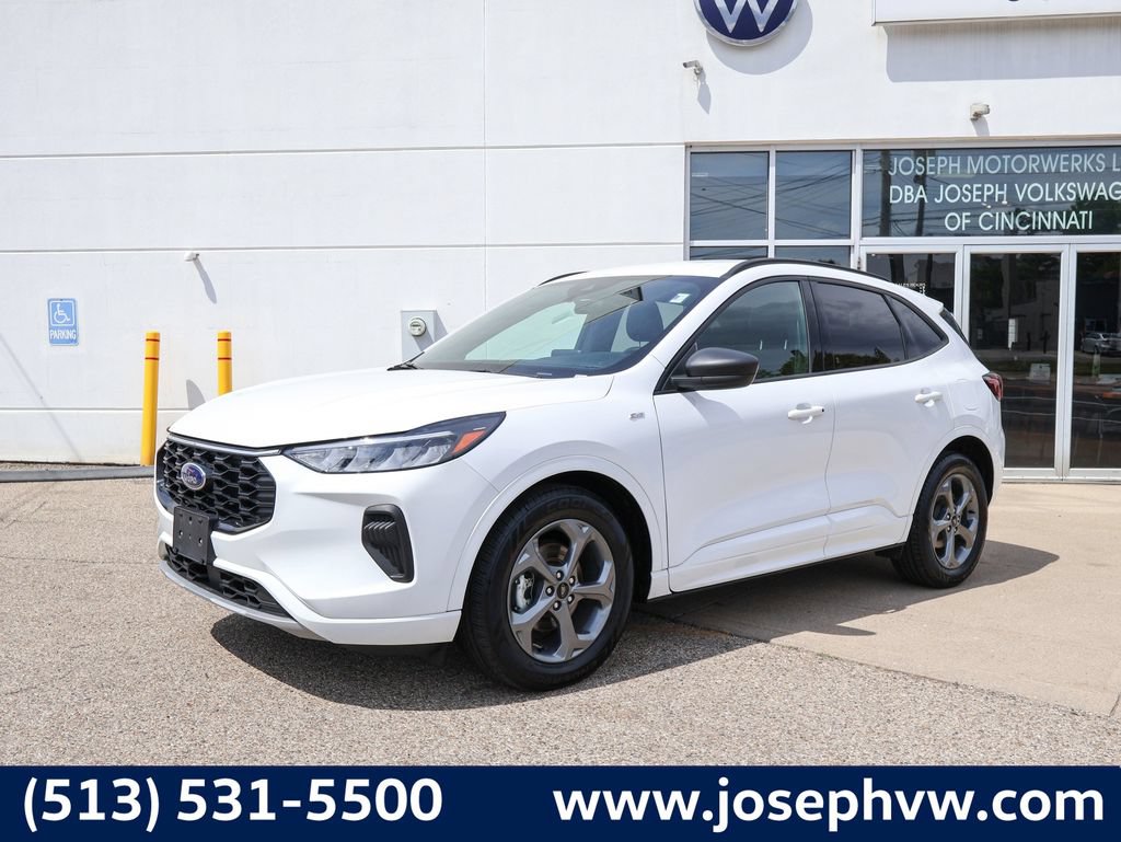 Used 2023 Ford Escape ST-Line w/ Equipment Group 301A