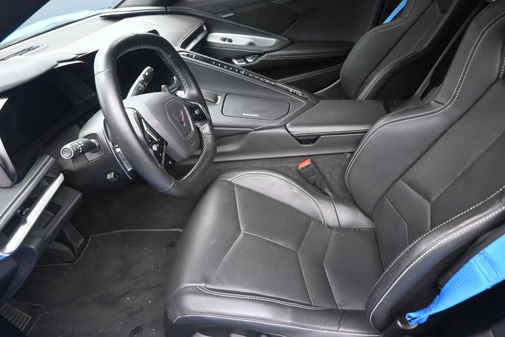 Used 2024 Chevrolet Corvette Stingray Coupe w/ Z51 Performance Package RWD image 12