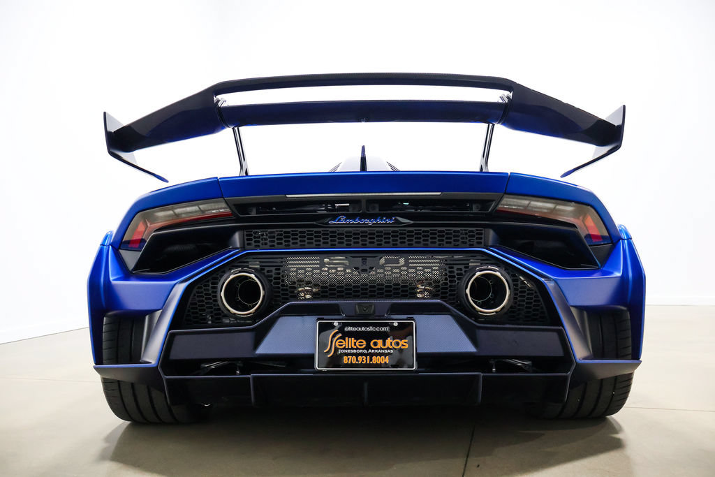 Used 2023 Lamborghini Huracan STO RWD image 90