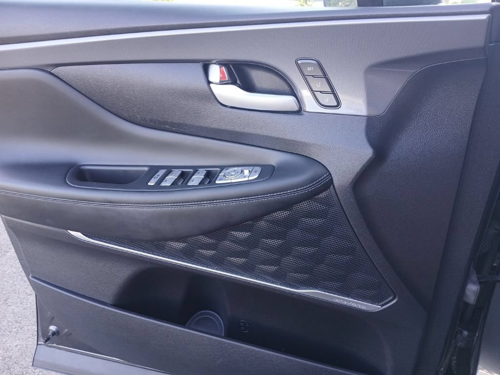 Used 2021 Hyundai Santa Fe Calligraphy AWD/4WD image 26