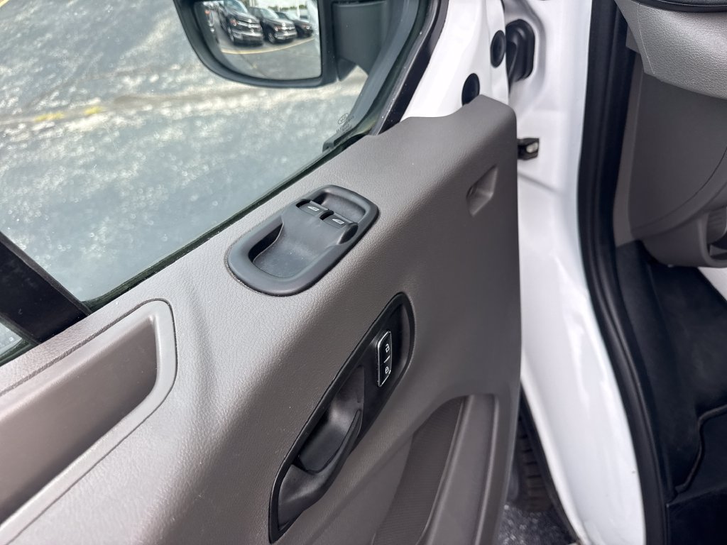 Used 2025 Ford Transit 250 Low Roof w/ Exterior Upgrade Package RWD image 30