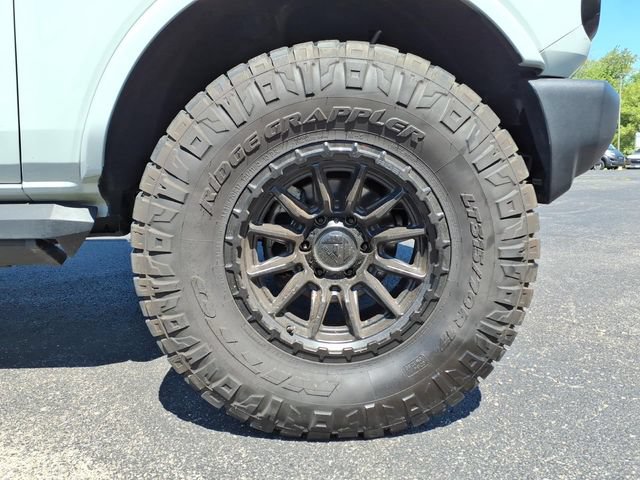 Used 2024 Ford Bronco Outer Banks AWD/4WD image 9