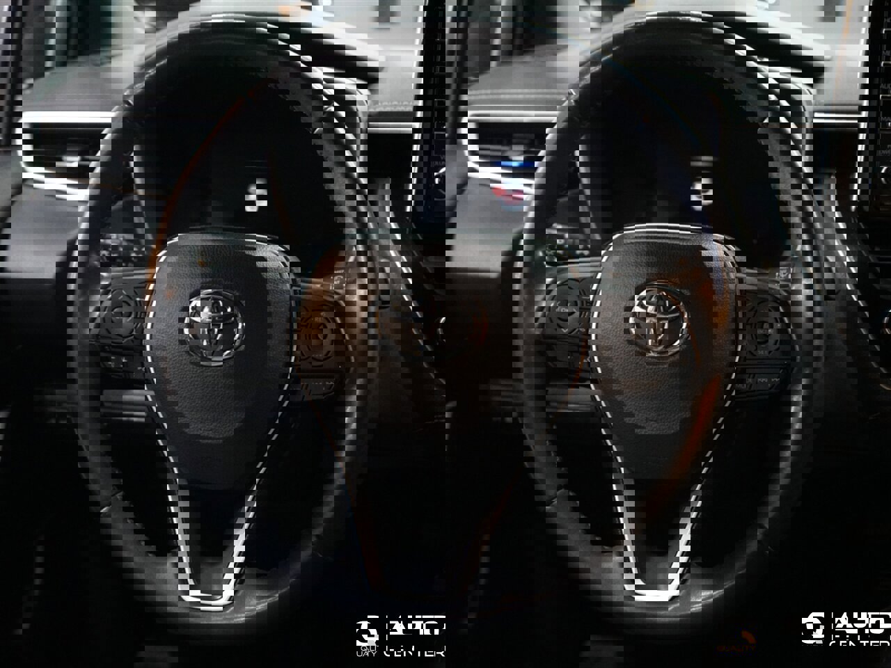 Used 2019 Toyota Corolla XSE FWD image 15