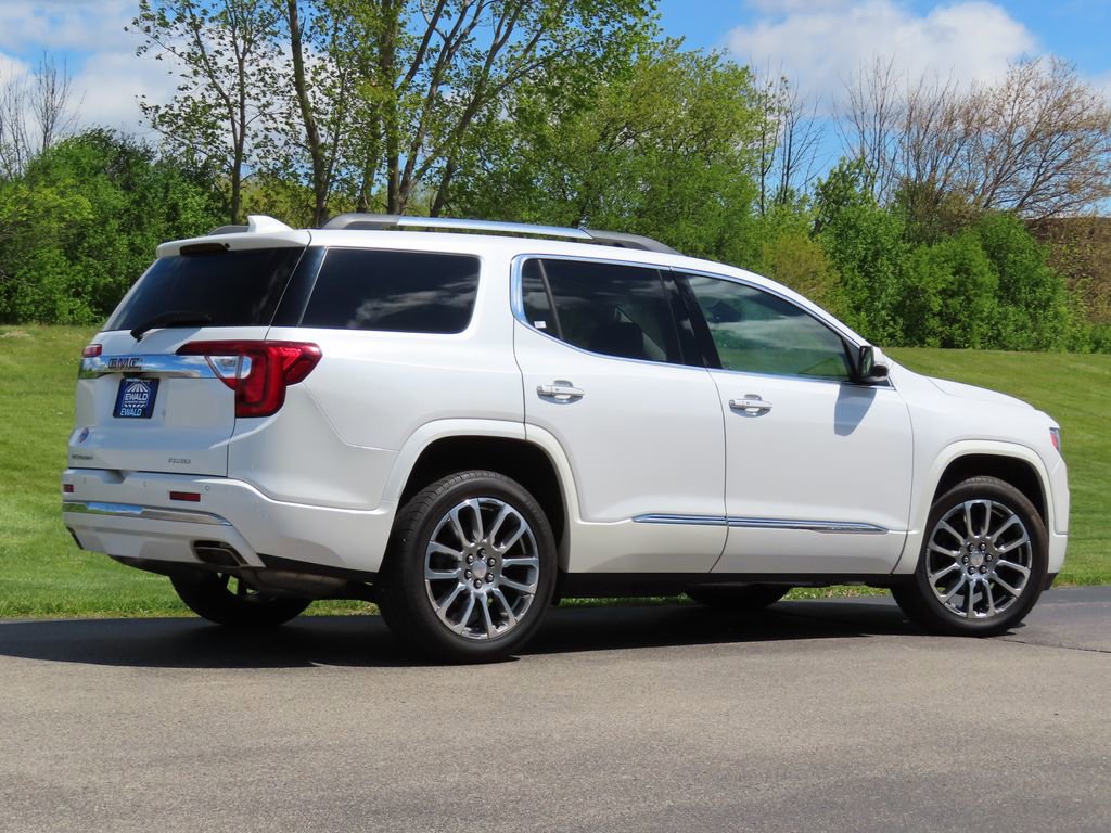 Used 2022 GMC Acadia Denali w/ GMC Pro Grade Package AWD/4WD image 3