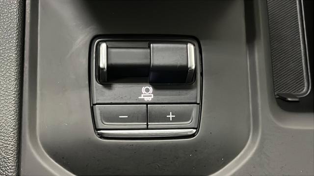 Used 2024 GMC Sierra 1500 AT4 w/ AT4 Premium Package AWD/4WD image 30