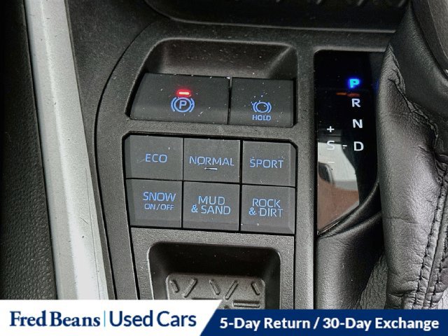 Used 2022 Toyota RAV4 XLE AWD/4WD image 40